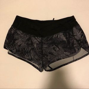 Lululemon Speed Up Short 2.5